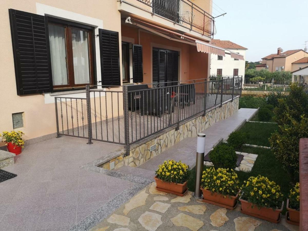 Apartment Stela Poreč Kültér fotó